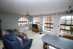 Photo 13- click for photo gallery